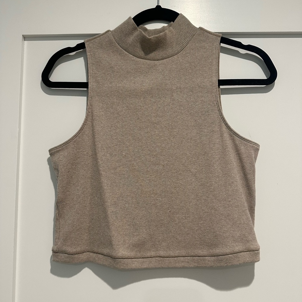 Everlane Mock Neck Tank